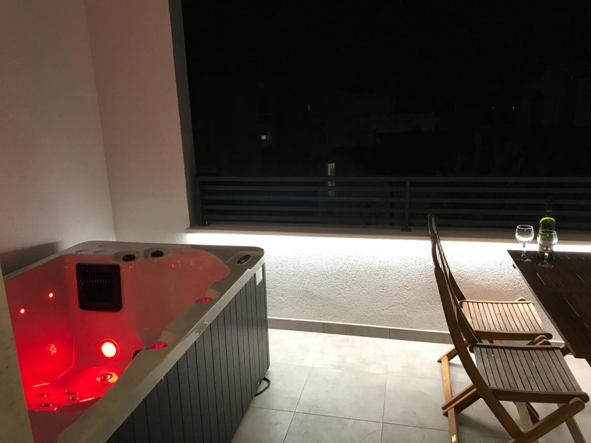 Apartments Tonkita With Jacuzzi マカルスカ エクステリア 写真
