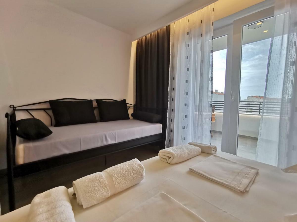 Apartments Tonkita With Jacuzzi マカルスカ エクステリア 写真