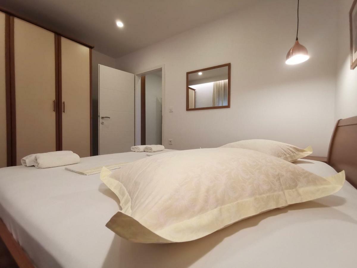 Apartments Tonkita With Jacuzzi マカルスカ エクステリア 写真
